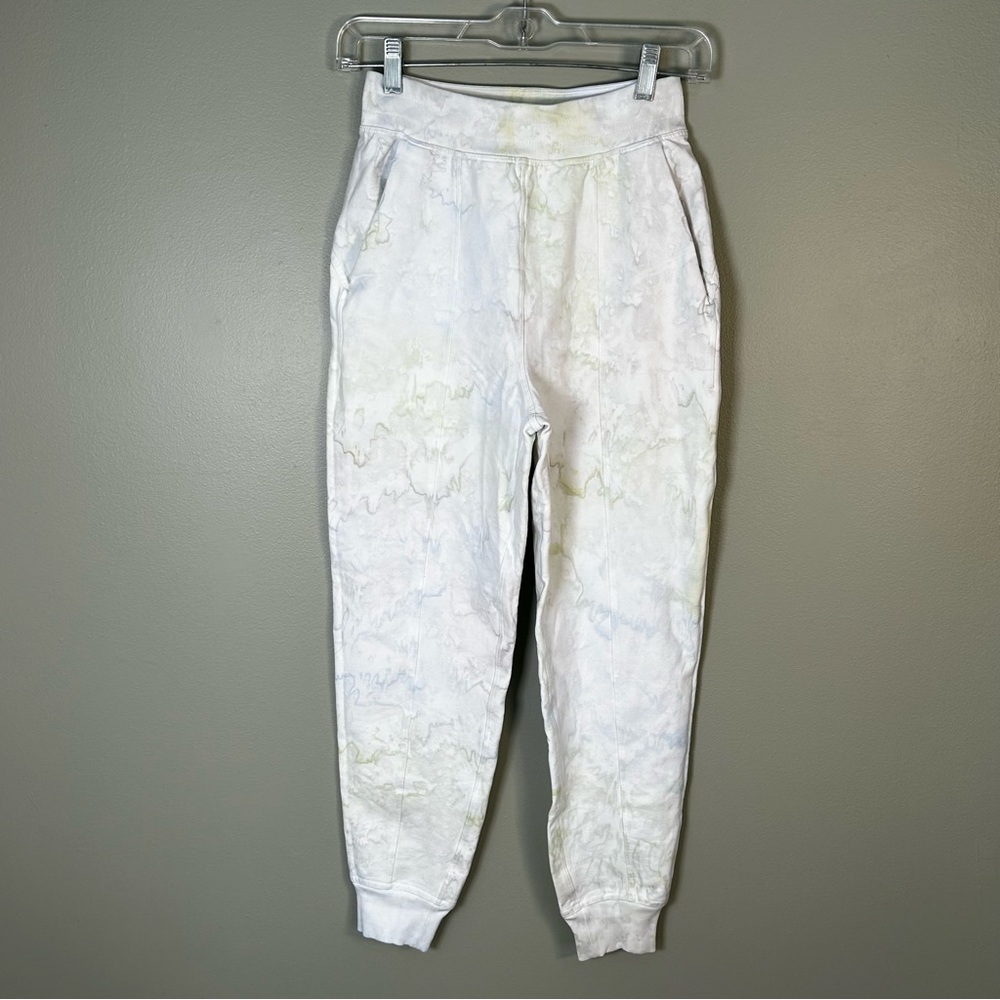 Lululemon LA sweatpant jogger white womens size 4